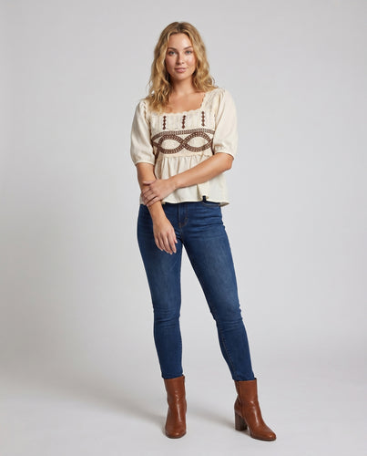 Damen Bluse mit floralen Häkelmustern und ballonförmigen Ärmeln EB