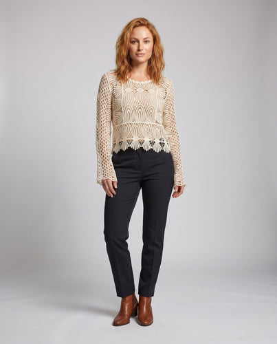 Damen Elegantes Häkeloberteil mit weitem Schnitt und filigranen Mustern EB