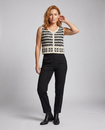Damen gehäkeltes Oberteil mit einzigartigen geometrischen Designs und eleganter Spitze EB