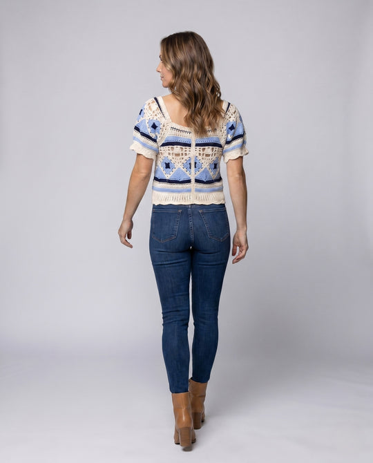 Product 15646870929738 - back_view