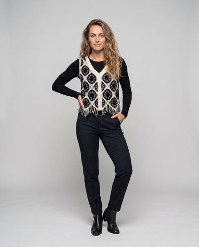 Damen Häkelweste mit fransigem Saum und floralen Muster EB
