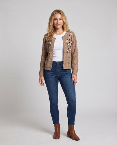 Damen Strickjacke mit floralem Häkeldesign EB
