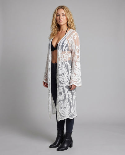 Damen transparente Spitzenrobe mit kunstvollen Mustern EB