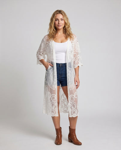 Damen transparente Spitzenrobe mit kunstvollen Stickereien EB