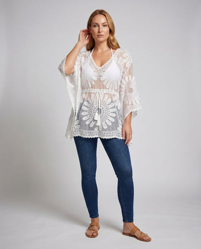 Damen transparente Strandtunika mit floralen Häkelmustern und fransigem Saum EB