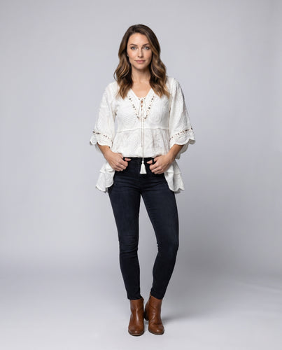 Damen Elegante und verspielte Bluse mit Stickerei EB