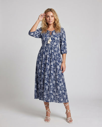 Damen Maxikleid mit floralen Details und lässigem Schnitt EB