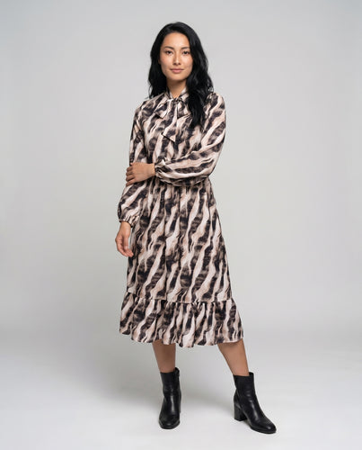 Damen Midi-Kleid mit elastischem Taillenbund und Wellenmuster EB