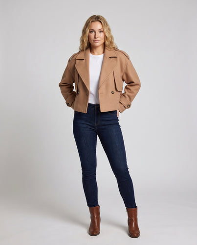 Damen Oversized Blazerjacke mit klassischem Schnitt EB