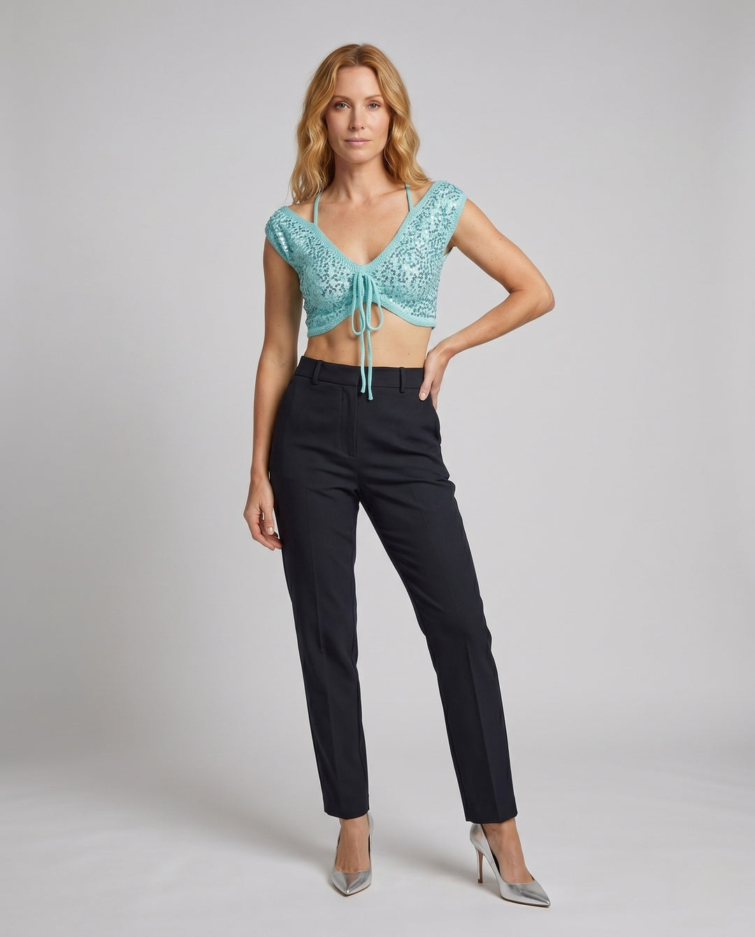 Product 15654728466762 - full_body_front