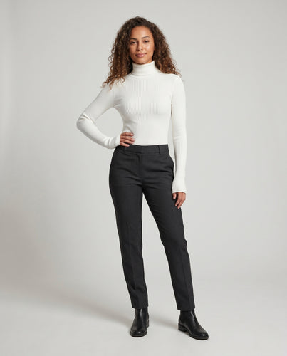 Damen nan fein geripptes Rollkragen-Langshirt mit taillierter Silhouette und Stretchkomfort EB