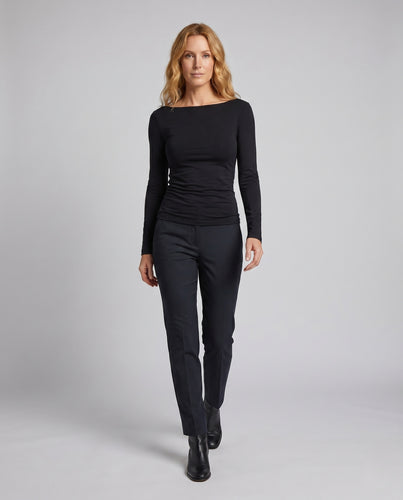 Damen nan figurbetontes Off-Shoulder-Longsleeve aus Stretchjersey mit seitlicher Raffung EB
