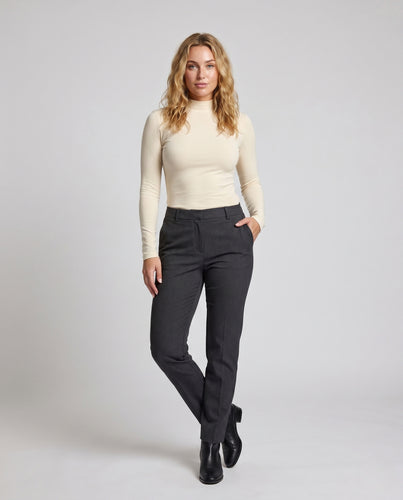 Damen nan figurbetontes Stehkragen-Longsleeve aus ultrafeinem Stretchjersey mit Daumenloch EB