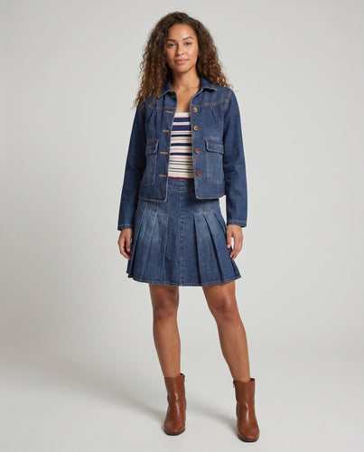 Damen nan kurze Taillen-Jeansjacke mit betonten Nähten, aufgesetzten Pattentaschen und dekorativer Knopfleiste EB