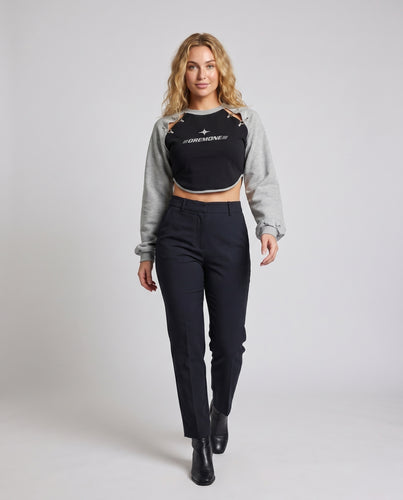 Damen nan kurzes Sweatshirt im Cropped-Style mit metallischen Clip-Details an den Schultern EB