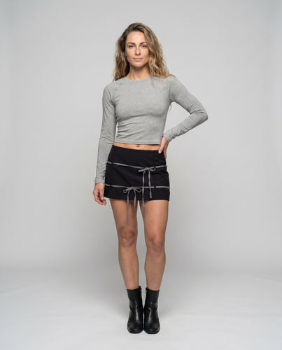Damen nan kurzgeschnittenes Langarmshirt aus Modalstretch mit Daumenloch EB