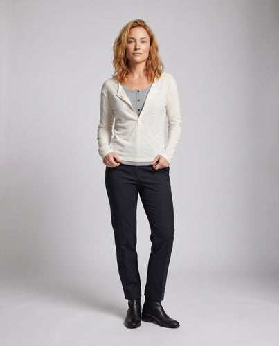 Damen nan leichtes Loungewear-Langarmshirt mit kurzer Knopfleiste und integrierter Layer-Optik EB