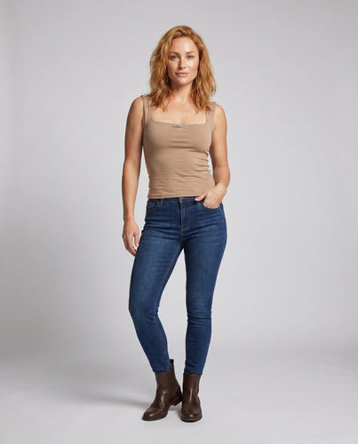 Damen nan schmal geschnittenes Cropped-Bustier aus elastischem Baumwolljersey mit dünnen Trägern und formender Mittelnaht EB