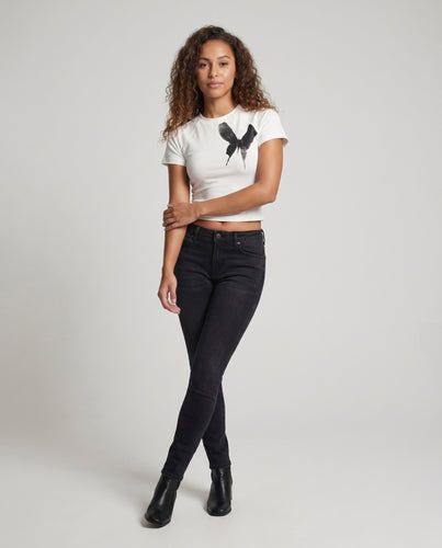 Damen nan schmal geschnittenes kurzes Shirt mit künstlerischem Schmetterlingsprint, Rundhalsausschnitt und Stretchanteil EB