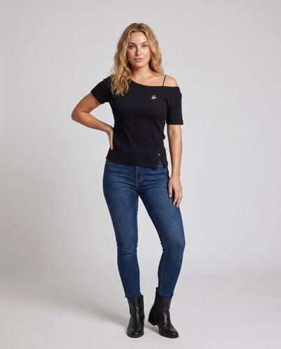 Damen nan schulterfreies Top mit Spaghettiträger, asymmetrischem Ausschnitt und seitlicher Druckknopfleiste EB