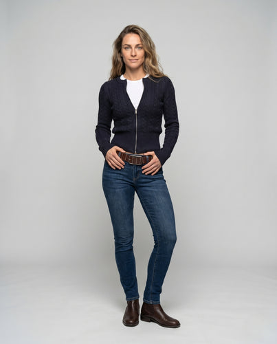 Damen nan taillierter Zopfmuster-Cardigan mit kurzem Stehkragen, Metallreißverschluss und konturierter Taillenpartie EB