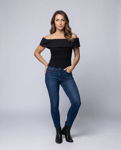 Damen nan tailliertes Carmen-Top mit Volantkragen und formender Mittelnaht EB