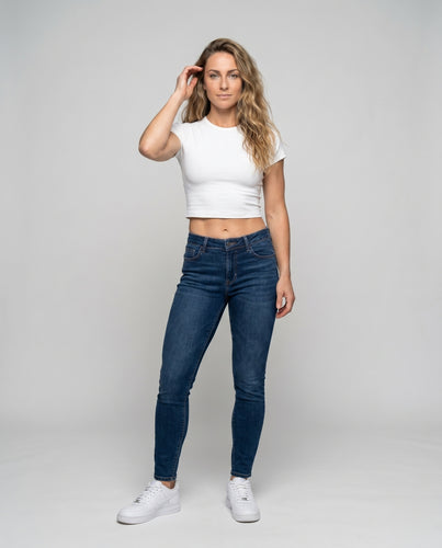 Damen nan tailliertes Cropped-Shirt aus elastischem Baumwollmix mit Rundhalsausschnitt und Raglanärmeln EB