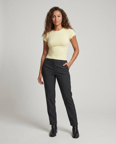 Damen nan tailliertes Cropped-Top mit hohem Ösen-Stehkragen aus Stretchjersey EB