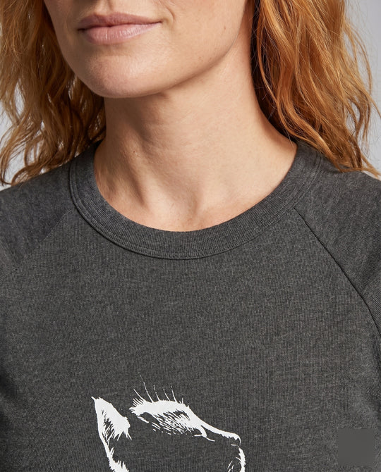 Damen nan tailliertes Kurzshirt mit stretchigem Jersey, Rundhalsausschnitt und minimalistischer Katzen-Skizze EB