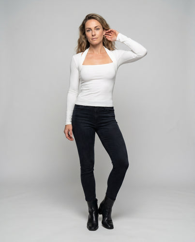 Damen nan tailliertes Langarm-Formshirt mit eckigem Dekolleté und schulterumschmeichelndem Bolerokragen EB