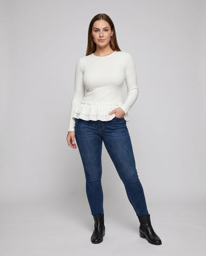 Damen nan tailliertes Langarmshirt mit doppeltem Volant-Saum und Rundhalsausschnitt EB