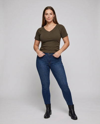 Damen nan tailliertes V-Ausschnitt T-Shirt mit seitlicher Raffung, Raglanärmeln und feinem Rippstrick EB