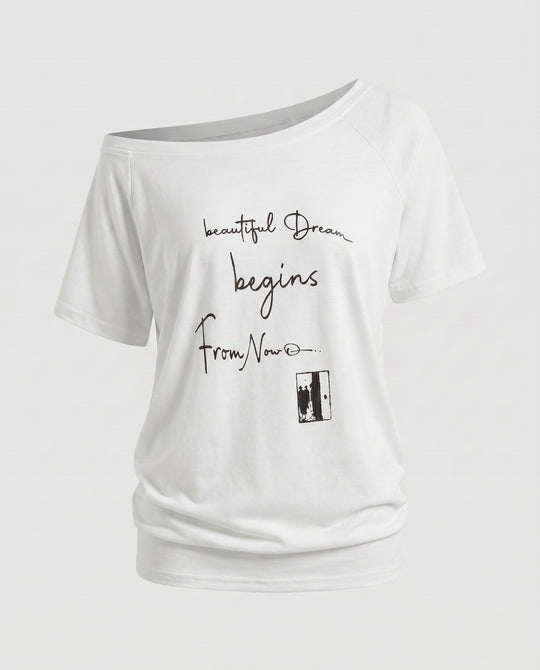 Damen nan weit geschnittenes Freizeitshirt mit überschnittenen Schultern, asymmetrischem Ausschnitt und Statement-Print EB
