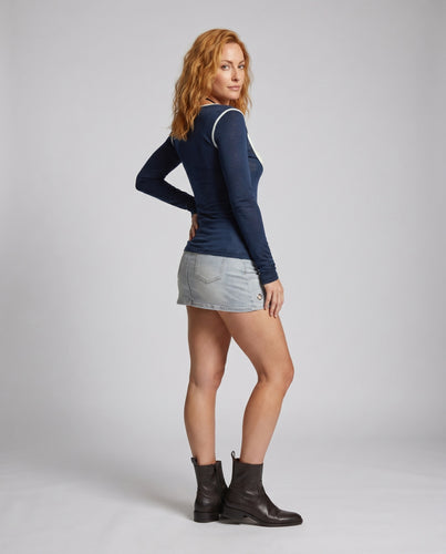 Damen nan zweilagiges Cut-Out-Langarmshirt mit integriertem Bustier und Bolero-Detail EB