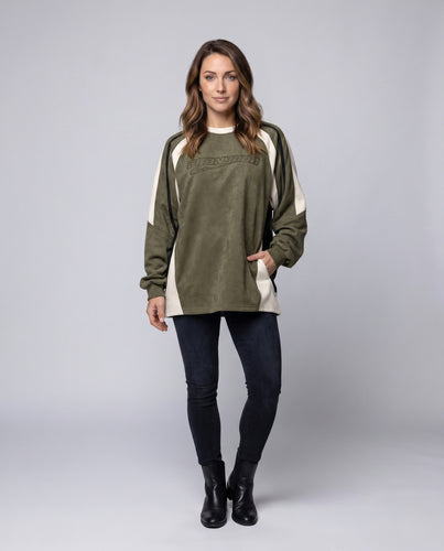 Unisex nan Oversize-Raglan-Sweatshirt im Retro-Sportstil mit kontrastbesetzten Einsätzen und Brustschriftzug EB