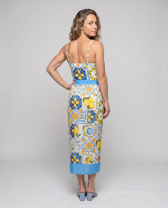 Product 15845736382794 - back_view