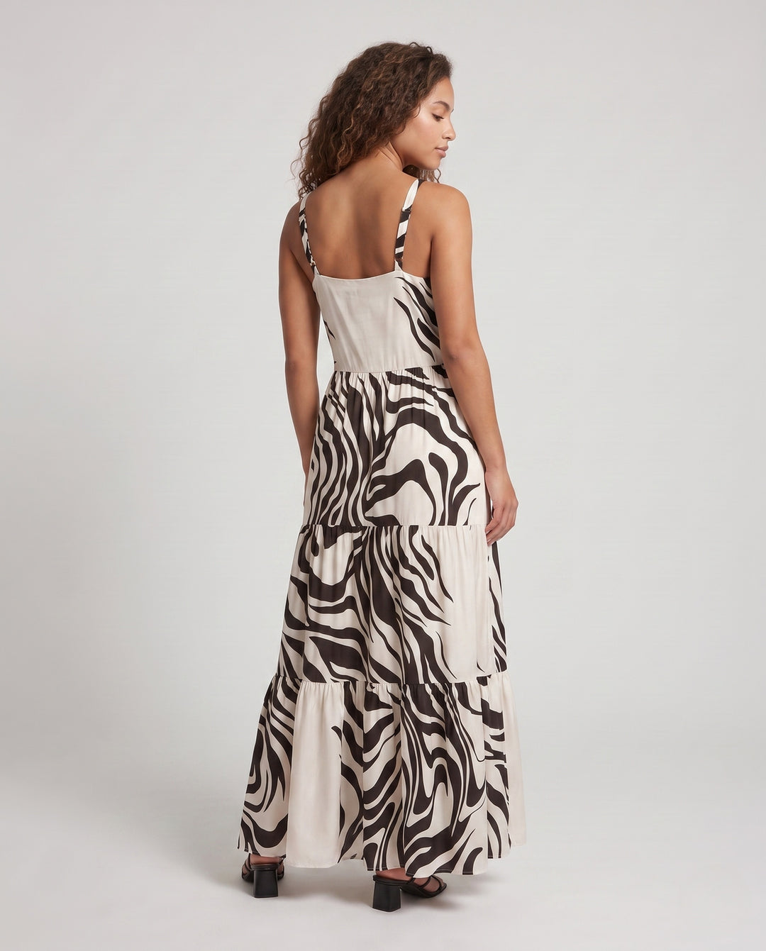 Product 15845741396298 - back_view