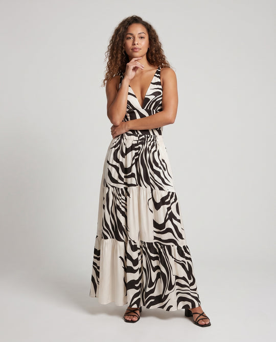 Product 15845741396298 - full_body_front
