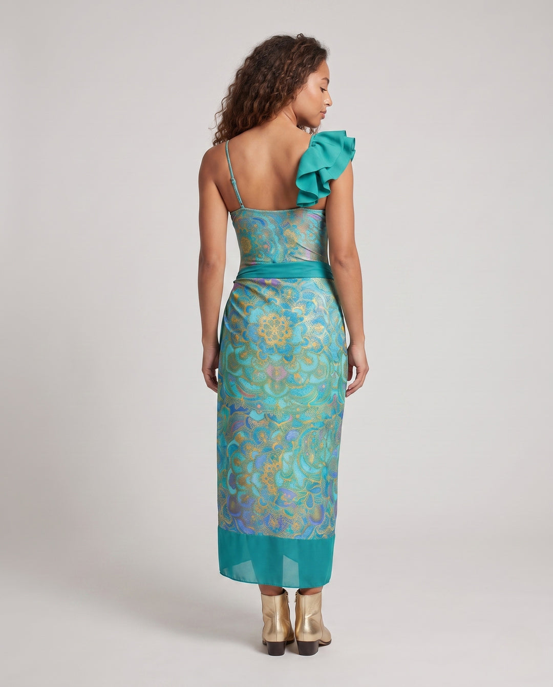 Product 15845741887818 - back_view