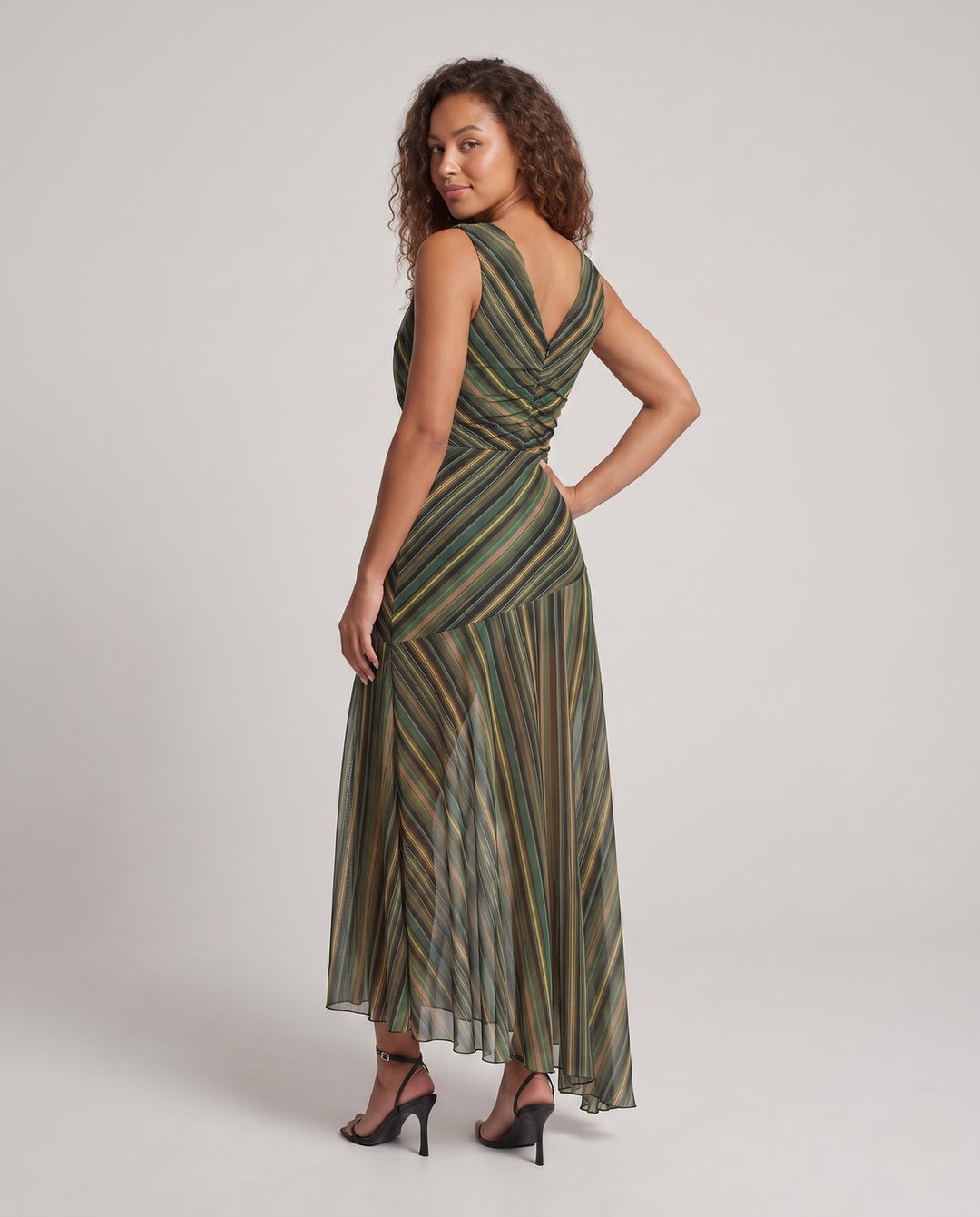 Product 15845748244810 - back_view