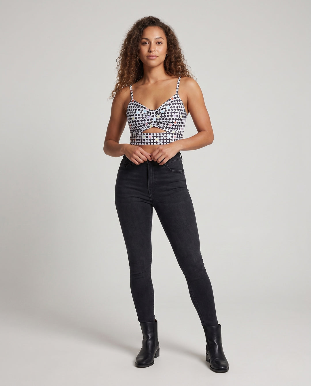 Damen Triangel-Bikini Oberteil mit modernem grafischen Muster EB