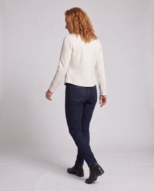 Damen Modische Fleecejacke mit peppigem Schnitt EB