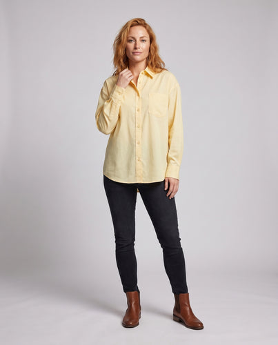 Damen Oversized Bluse mit klassischen Details EB