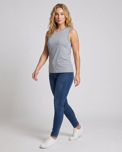 Damen ärmelloses Sportshirt mit atmungsaktiven Funktionseigenschaften EB