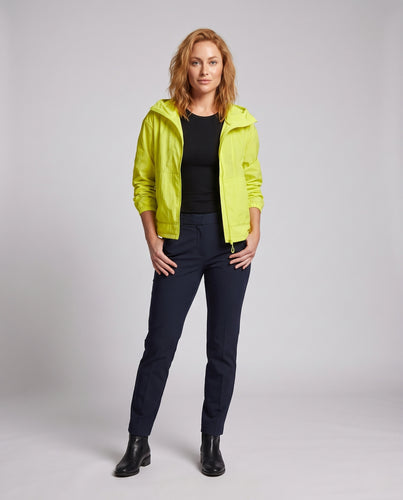 Damen leichte Funktionsjacke mit praktischen Taschen EB