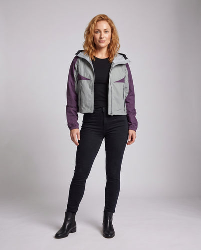 Damen leichte Funktionsjacke mit verstellbarem Kapuzendesign und atmungsaktiven Einsätzen EB
