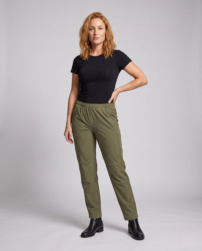 Damen Sportliche Freizeithose mit elastischem Bund und seitlichen Eingrifftaschen EB