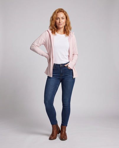 Damen sportliche Freizeitjacke mit atmungsaktiven Mesh-Einsätzen und praktischem Reißverschluss EB
