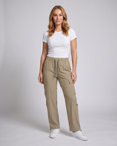 Damen Cargo-Hose mit praktischen Seitentaschen EB