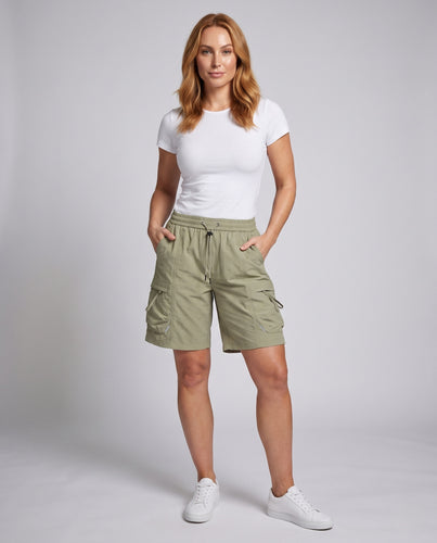 Damen Cargo-Shorts mit praktischen Seitentaschen EB
